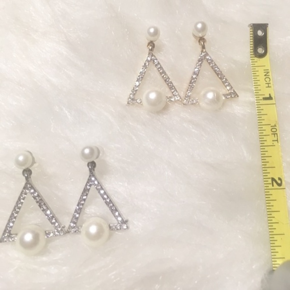 One left! Crystal and Pearl Triangle Earrings - Picture 2 of 2